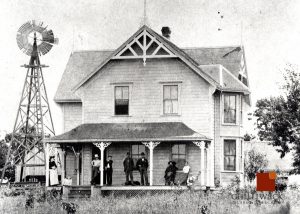 Isaac Kipp Farmhouse. Chilliwack Musuem and Archives Photograph, P720. 